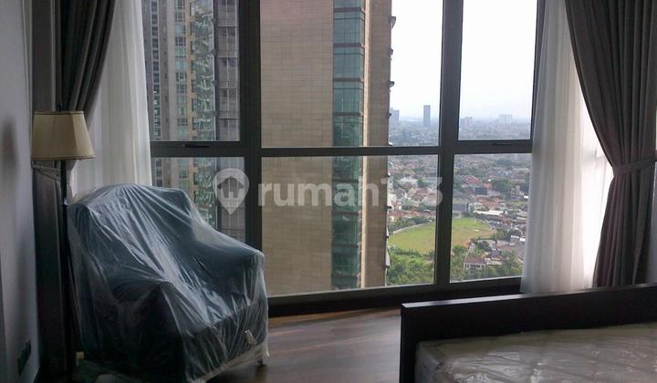 Disewakan Apartemen Kemang Village Type 3 BR Furnished Bagus 1