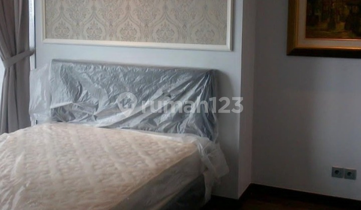 Disewakan Apartemen Kemang Village Type 3 BR Furnished Bagus 2