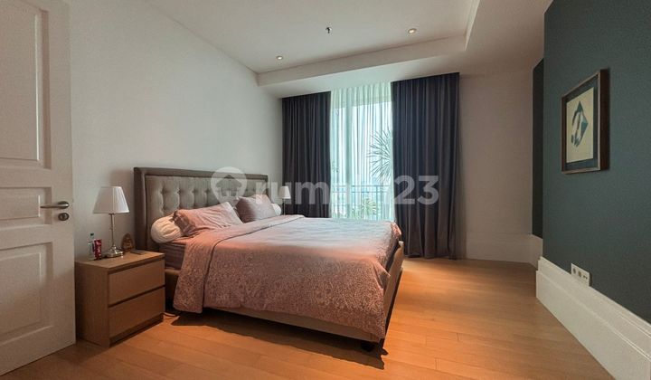 For Rent Pakubuwono House Apartment 3 BR Furnished Good Condition