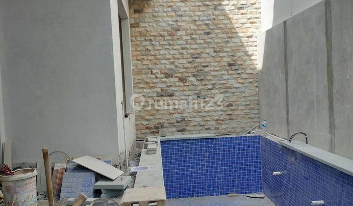 Rumah Villa Mewah Lingkungan Villa Sangat Dekat  Strategis Bandara, Kuta 2