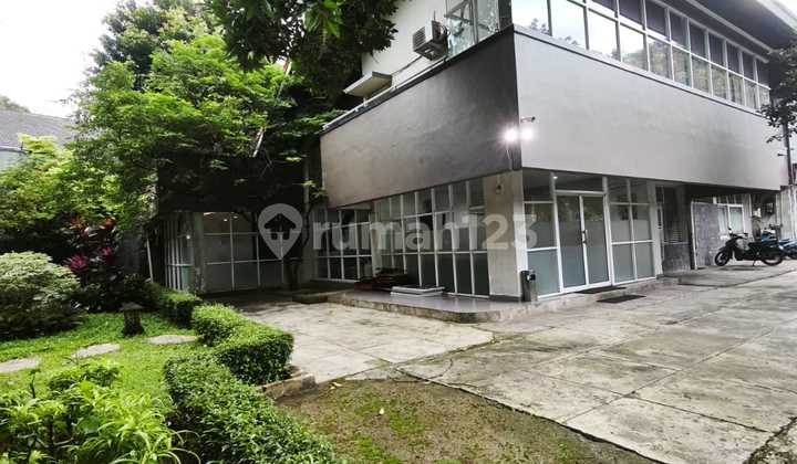 Strategic Business Location in Diblok