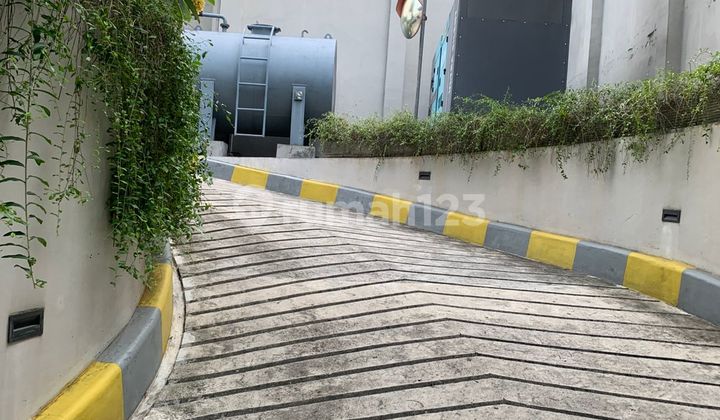 Gedung Siap Huni.di Jakarta Selatan