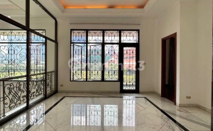 Rumah Mewah Di Selatan Jakarta