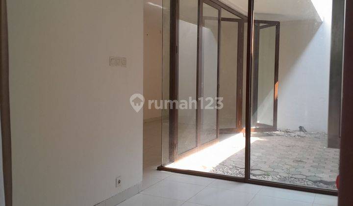 Rumah Bagus Disewakan Di Discovery 2