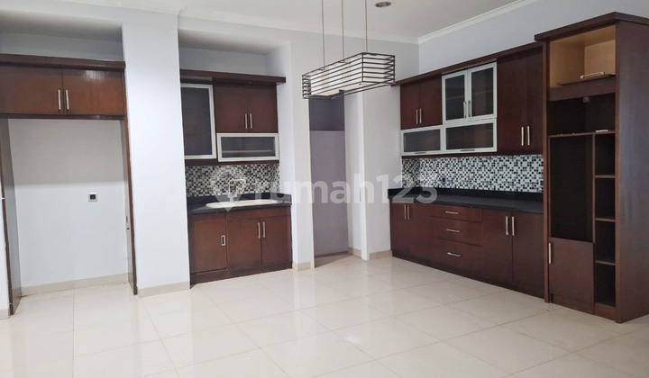 Beautiful House in a Peaceful Neighborhood, South Jakarta 2