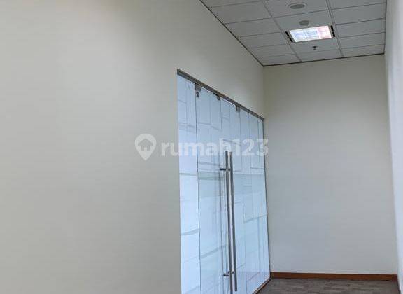 Office space bare Talavera Office park up to 700sqm 2