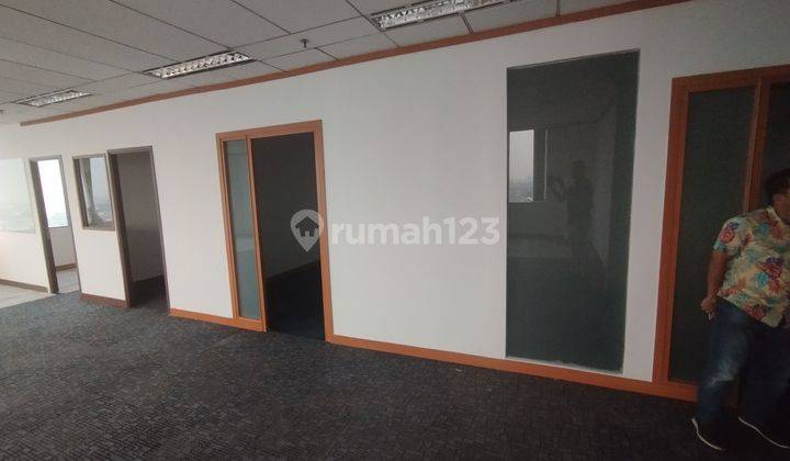 Sewa kantor graha pratama MT Haryono 102sqm 2