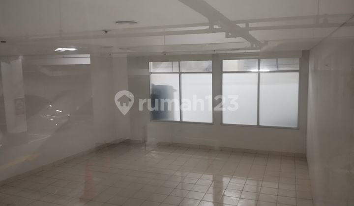 Affordable Minimalist Office Space for Rent Near Kokas Mall Affordable Minimalist Office Space for Rent Near Kokas Mall