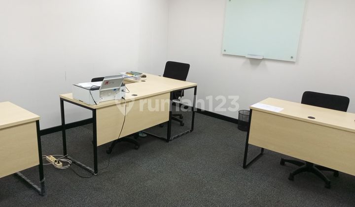 MINIMALIST OFFICE RENTAL FOR 4 DESKS ONLY AFFORDABLE PRICE IN JAMSOSTEK TOWER