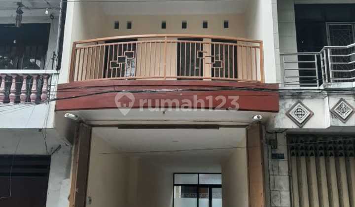 Dijual Bangunan Baru 2025 Ruko Plus Rumah Area Belakang 2 Lantai Pinggi Jalan Kota Singaraja Buleleng