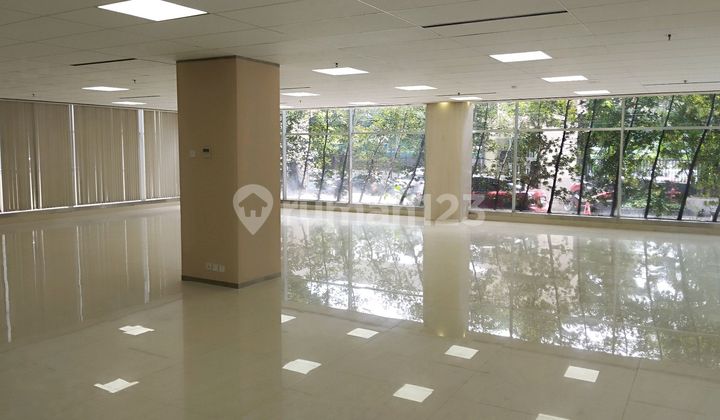 Disewakan Ruang Kantor Area Ground Floor atau Lobby Gedung Kmo Blok M
