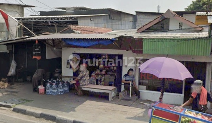 For Quick Sale, By the Side of the Main Road @South Kedoya