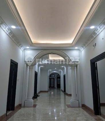 Rumah Menteng Hampir 1000 m2 2