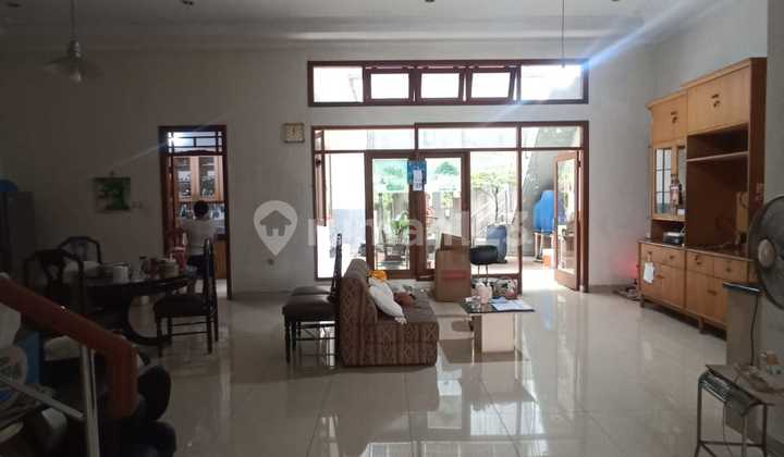 Rumah Pluit 2 Lantai Rapi Dan Siap Huni 