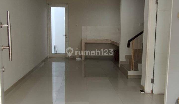 Rumah Golf Lake  1