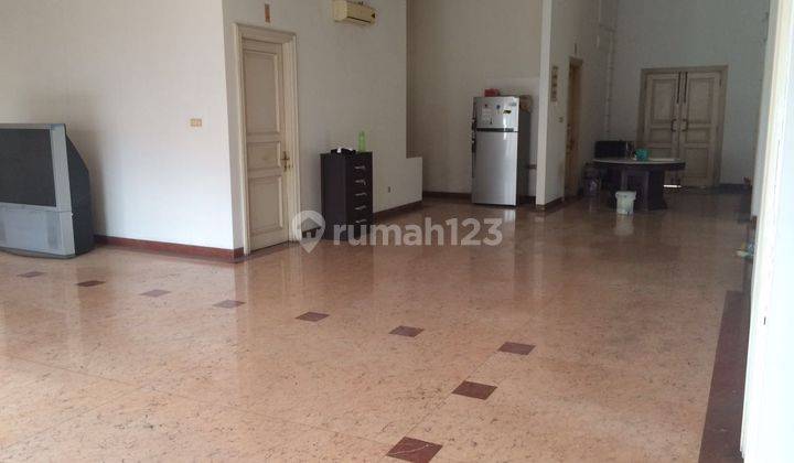 Rumah Pluit Hadap Jalan Raya 2