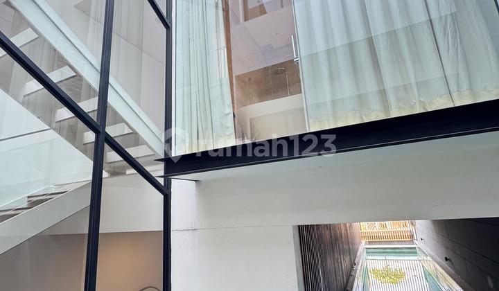 Rumah Muara Karang Interior Bagus Siap Huni 2