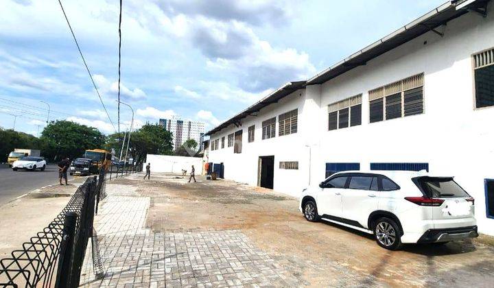 Gudang Lingkar Luar Barat Cengkareng Hadap Jalan Raya 2