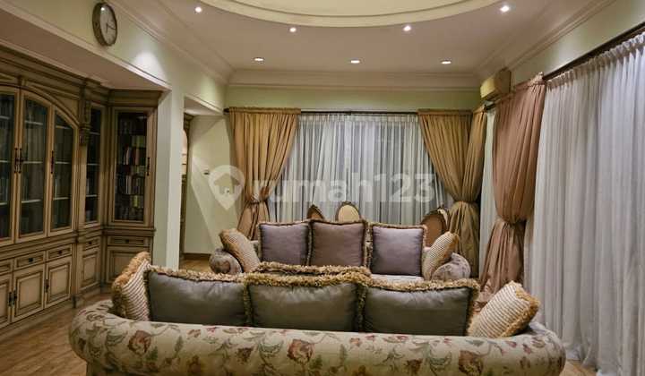 Rumah Mewah Pik Layar Permai 16x40 3 Lantai Siap Huni