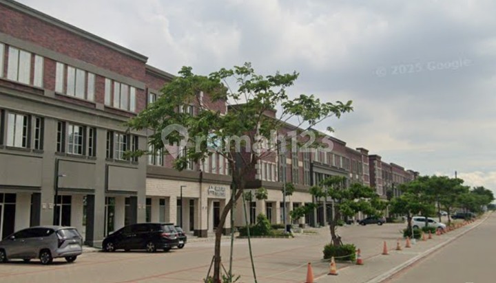 Ruko Boston Pik2 Hadap Jalan Boulevard Lokasi Strategis Butuh Cepat