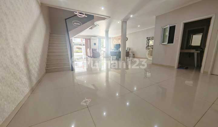 Rumah Pik Camar 2.5 Lantai Rapi Dan Siap Huni 1