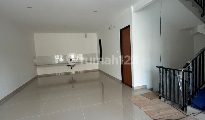 Rumah Brand New Muara Karang 8x15 Rapi Siap Huni 2