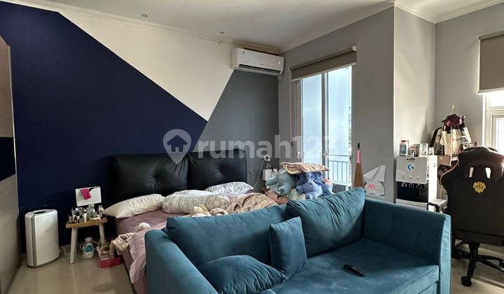 Rumah Muara Karang 6x15 3 Lantai Rapi Siap Huni