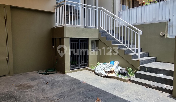 Rumah Pik Layar Permai 8x15 3 Lantai Minimalis 2