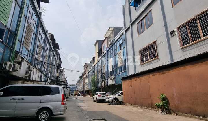 Ruko Dhi Teluk Gong Full Renovasi Dan Interior