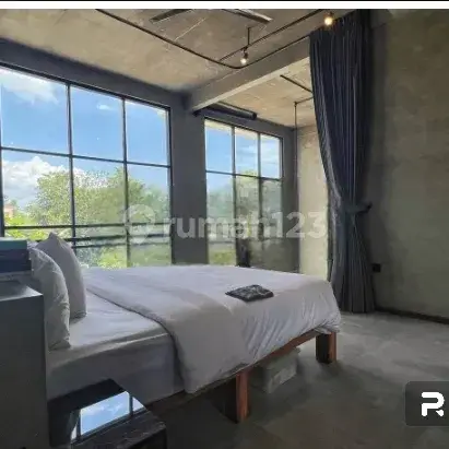 DI SEWAKAN Villa dekat pantai Parerenan ( R999)  4