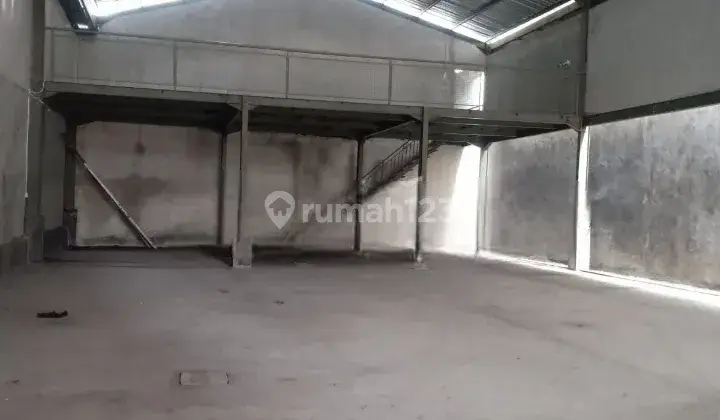 DI SEWAKAN GUDANG DI JALAN CARGO UTAMA ( A21)  7
