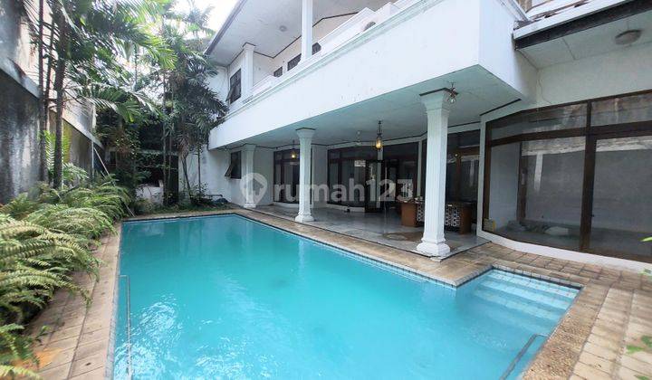 Di JUAL RUMAH LAMA TERAWAT 1