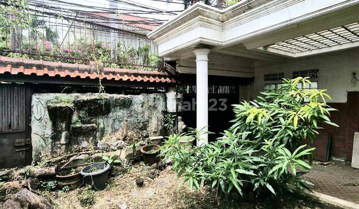 Rumah lama itung tanah lokasi Menteng 1