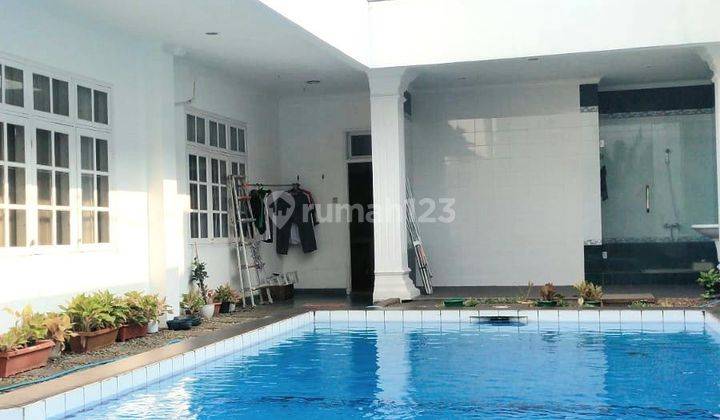 RUMAH CANTIK DISEWAKAN