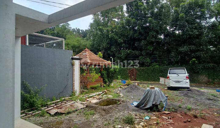 Rumah di Jangli perbalan 2 Lantai Baru SHM 2