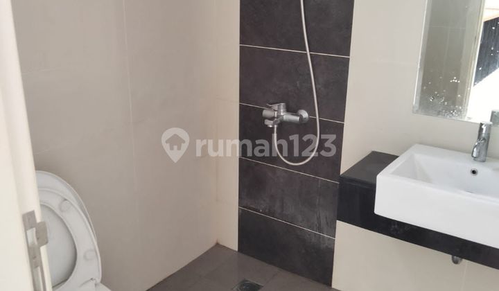 Rumah 3 Lantai 9x17 Di Symponia Dekat Cbd Gading Serpong 2