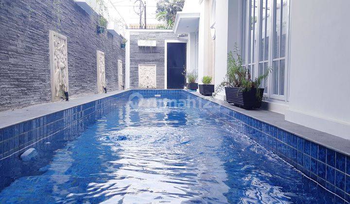 Rumah 2 lantai di tebet timur dalam dgn kolam renang furnishe  1