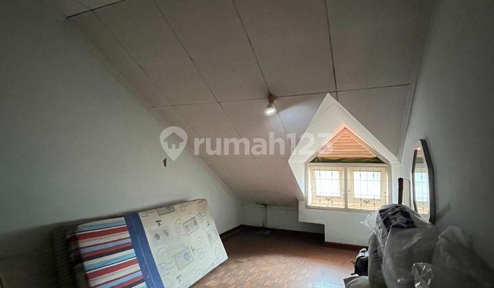 Jual Rumah 3 lantai di Tomang Jakarta Barat CR 2