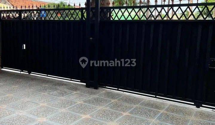 Rumah Disewakan Daerah Lenteng Agung Depan Jalan Cocok Untuk Kantor C R  1