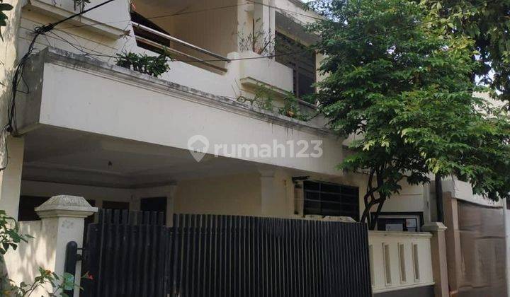 Jual Rumah 3 Lantai di Tomang Jakarta Barat C R  2