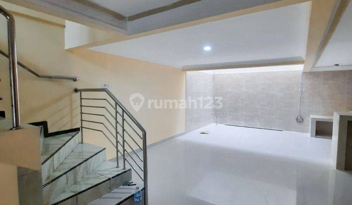 Sewa Rumah Siap Huni di Green Ville Jakarta Barat CR 1
