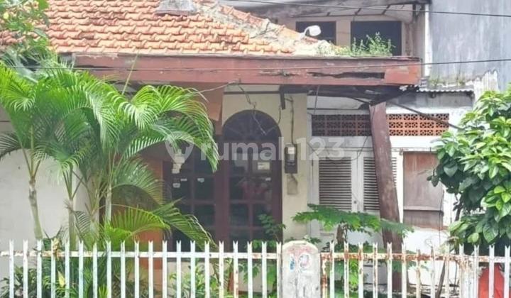 Jual Rumah Tua di daerah Tomang Jakarta Barat CR 1