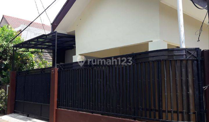 Sewa Rumah 2 lantai di Gandaria Jakarta Selatan CR 1