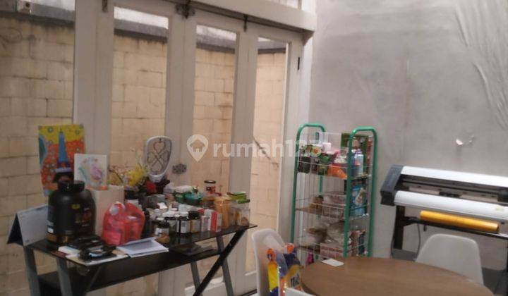 Sewa Rumah 2 Lantai di Cideng Barat Jakarta Pusat C R  2