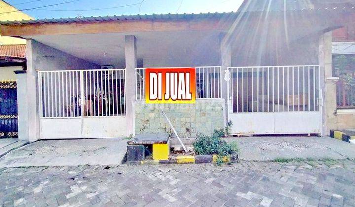 Dijual rumah 1,5 lantai siap huni SHM @ Sutorejo 1