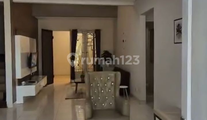 For Rent Super Special House @ Pakuwon City 2