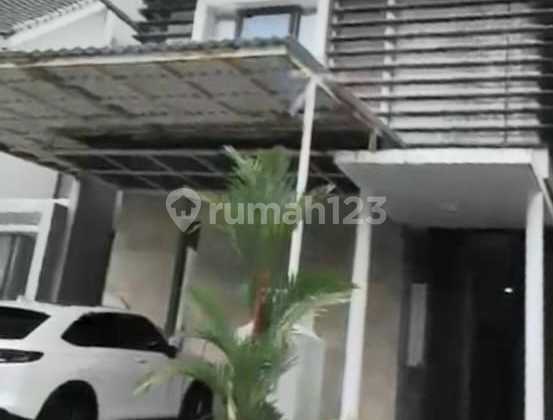 Dijual Rumah Full Furnished SHM @ Stamford Place, Citraland Dijual Rumah Full Furnished SHM @ Stamford Place, Citraland