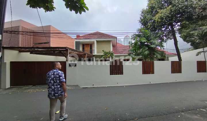 Dijual Rumah Prime Jl Menteng Dalam Jakarta Selatan