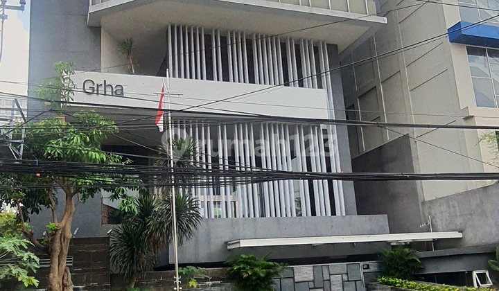 Gedung Perkantoran Mewah Siap Huni Di Jantung Kota Surabaya 1