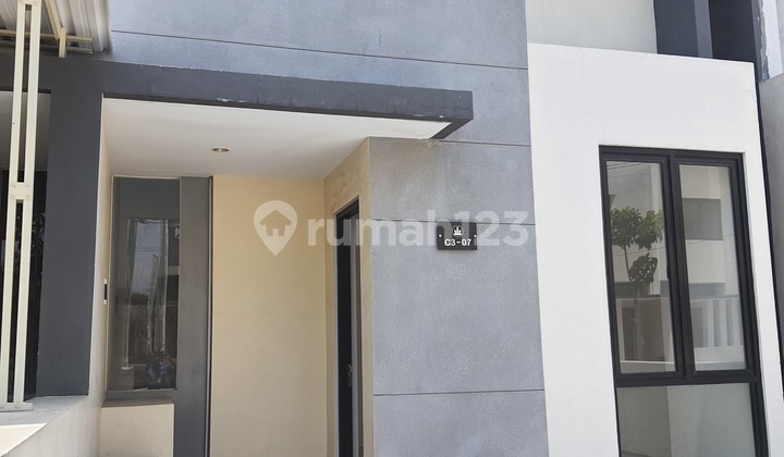 Rumah Bagus 2 Lantai.di Perumahan Grand Royal Regency, Wage, Taman, Sidoarjo,